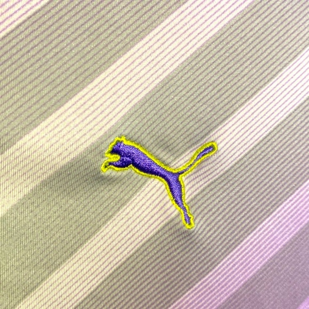 Puma lavender chevron pattern on front tennis top